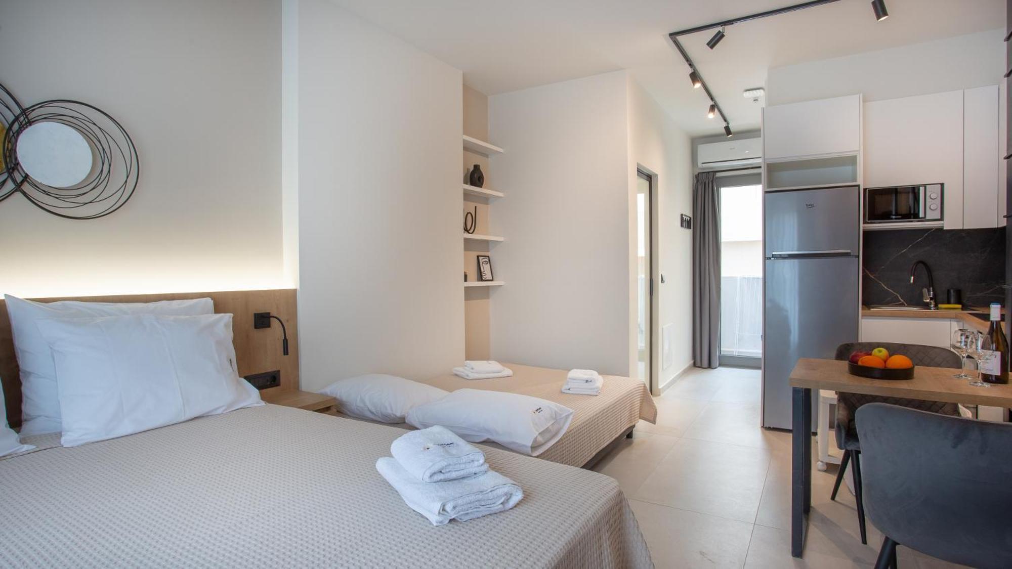Sunflower Smartliving Suites Iraklio Exterior foto