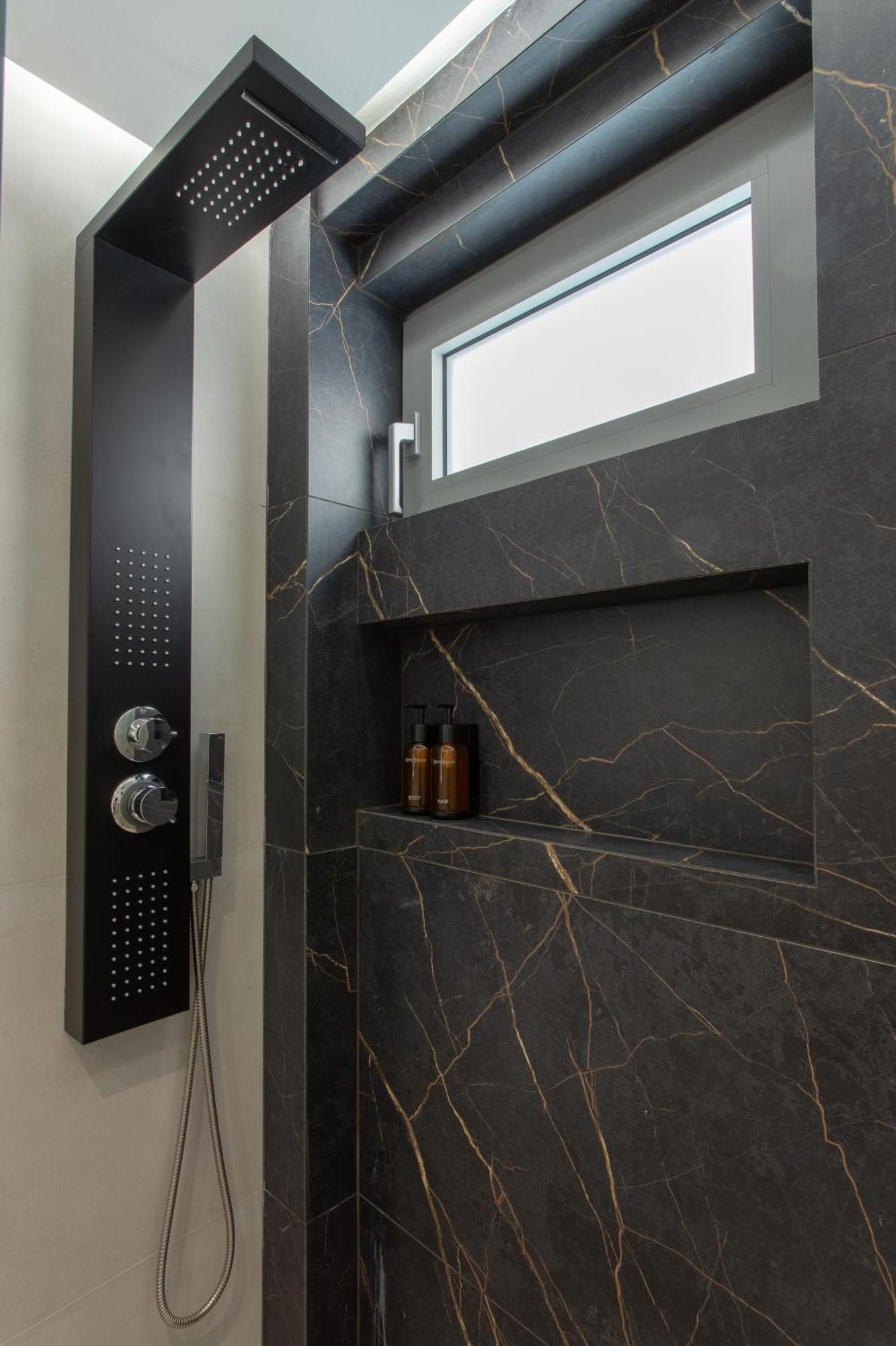 Sunflower Smartliving Suites Iraklio Exterior foto